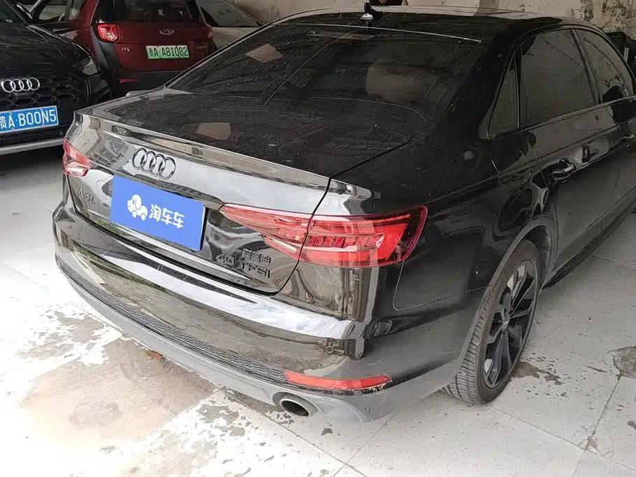Audi A4L 2018 30th Anniversary Edition 40 TFSI Fashion Model — миниатюра 3