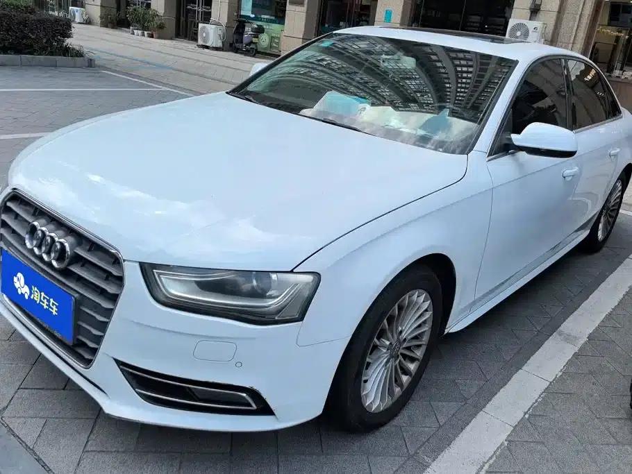 Audi A4L 2015 35 TFSI Automatic Comfort — миниатюра 1