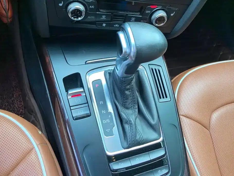 Audi A4L 2015 35 TFSI Automatic Comfort — миниатюра 16