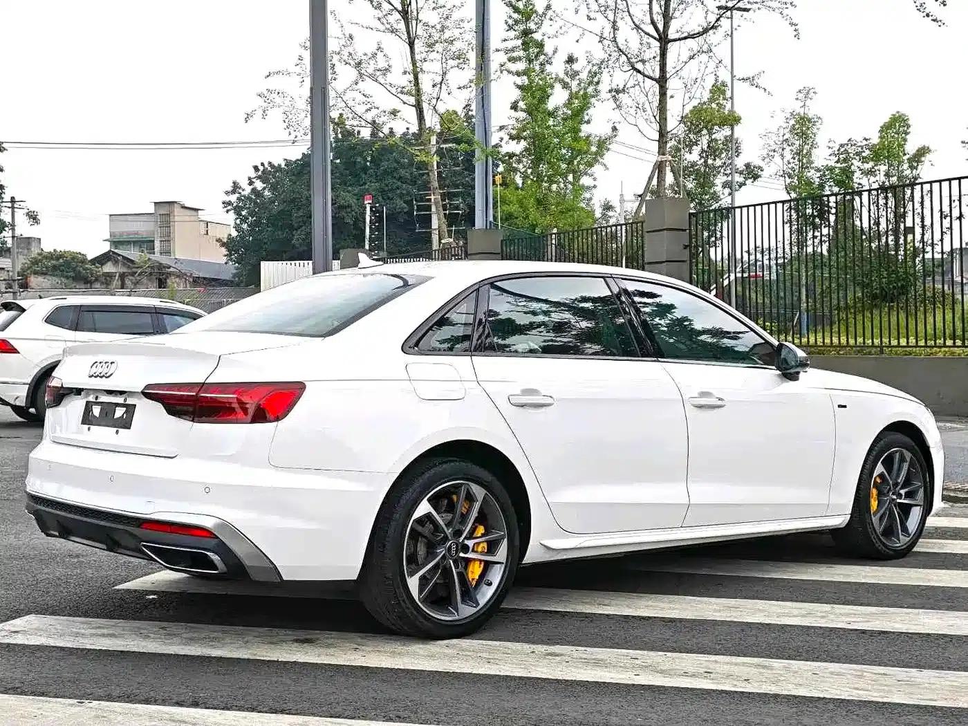 Audi A4L 2022 40 TFSI Luxury Dynamic — миниатюра 15