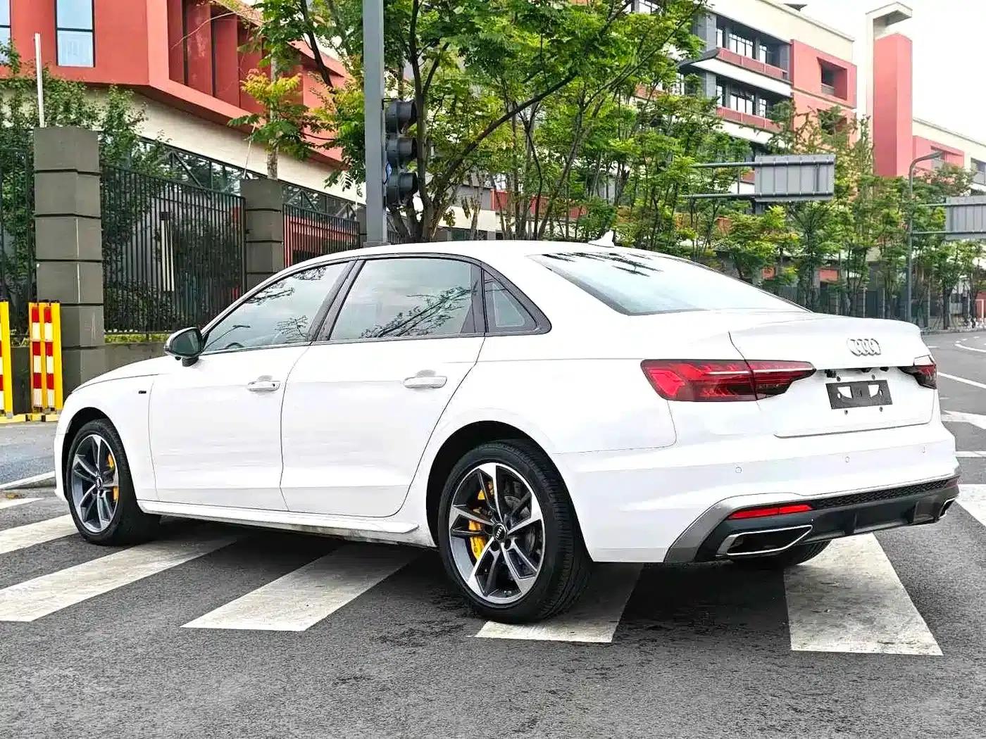 Audi A4L 2022 40 TFSI Luxury Dynamic — миниатюра 16