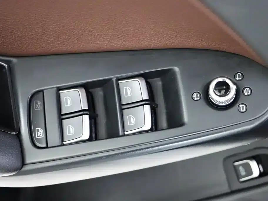 Audi A4L 2015 35 TFSI Automatic Comfort — миниатюра 13
