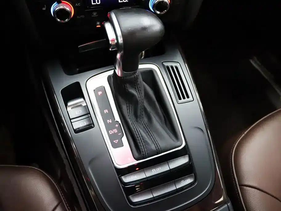 Audi A4L 2015 35 TFSI Automatic Comfort — миниатюра 17