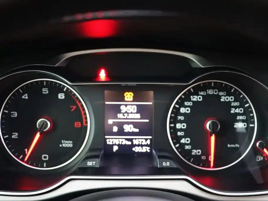 Audi A4L 2015 35 TFSI Automatic Comfort — миниатюра 22