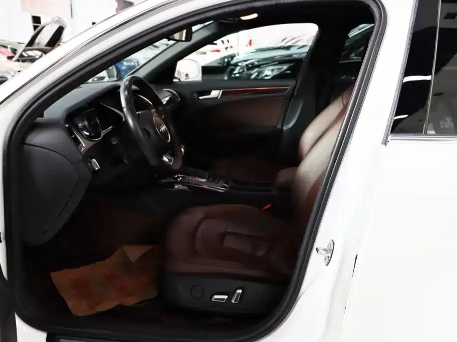 Audi A4L 2015 35 TFSI Automatic Comfort — миниатюра 4