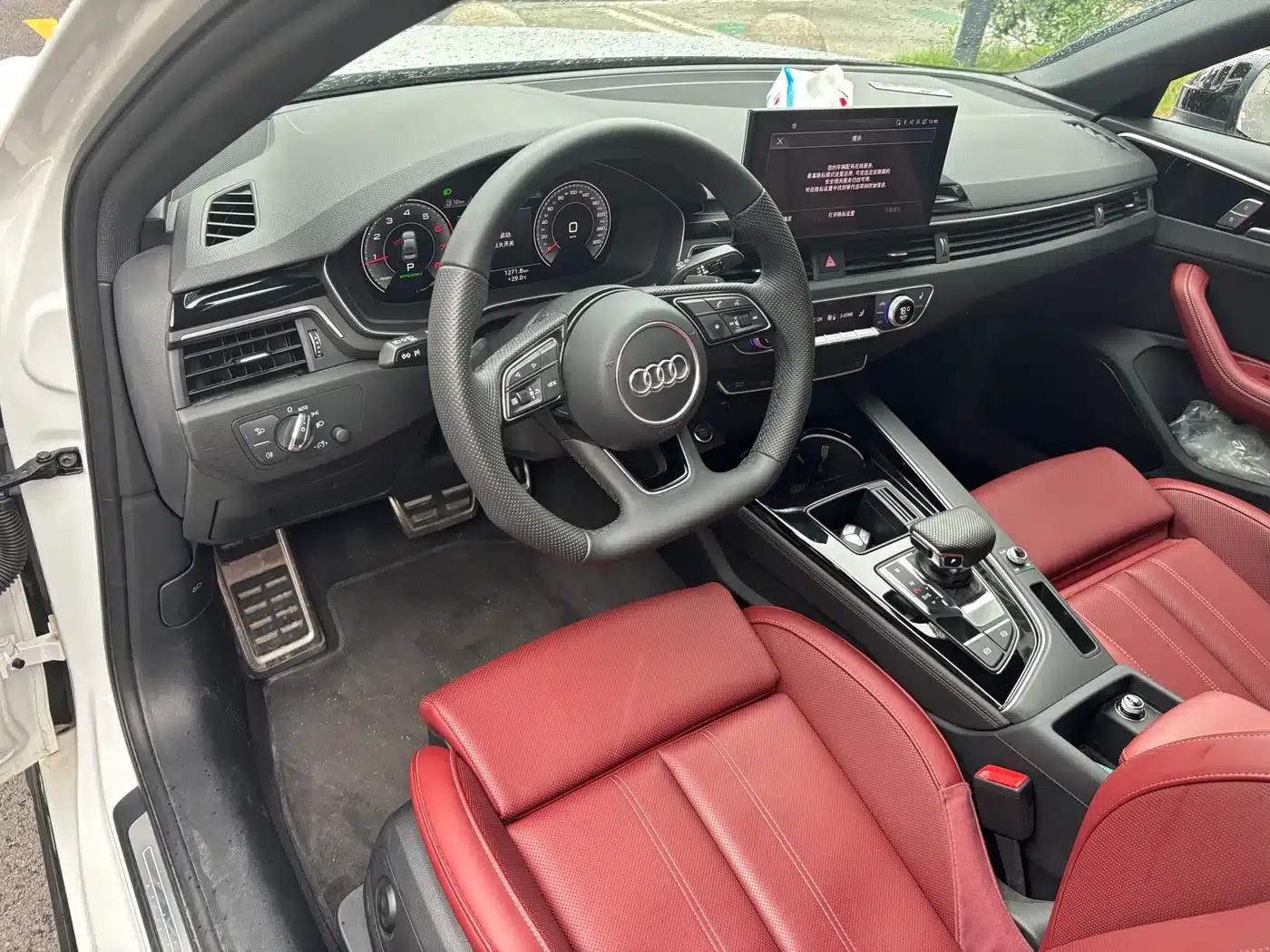 Audi A4L 2025 2 Million Unit Enjoyment Edition 40 TFSI Luxury Dynamic Model — миниатюра 7