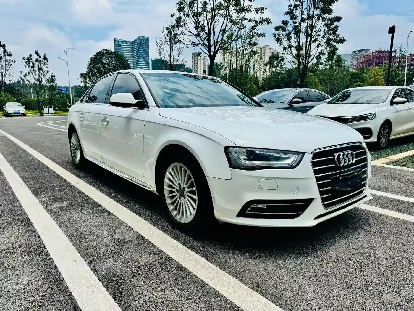 Audi A4L 2016 35 TFSI Automatic Standard Edition — миниатюра 3