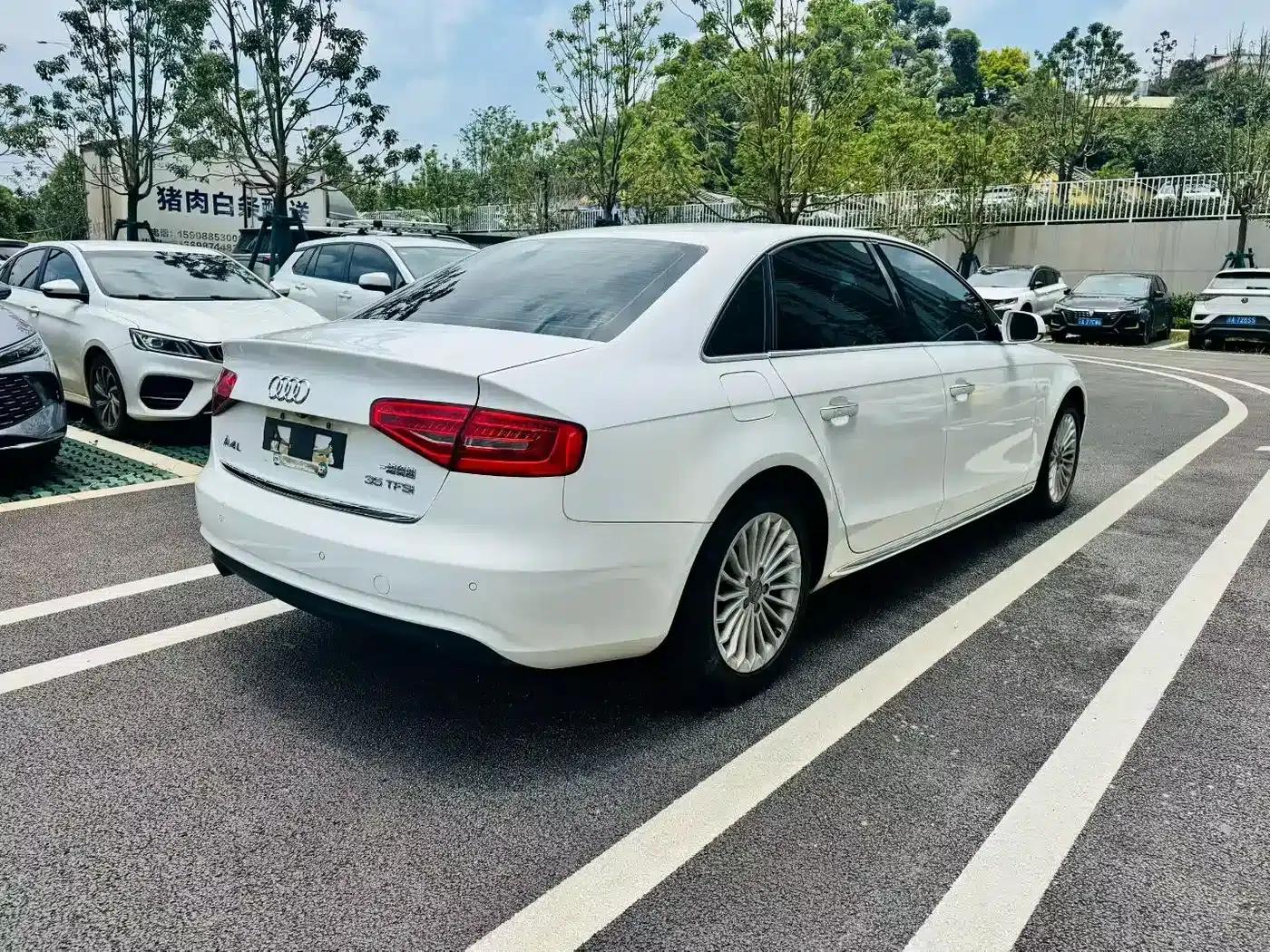 Audi A4L 2016 35 TFSI Automatic Standard Edition — миниатюра 7