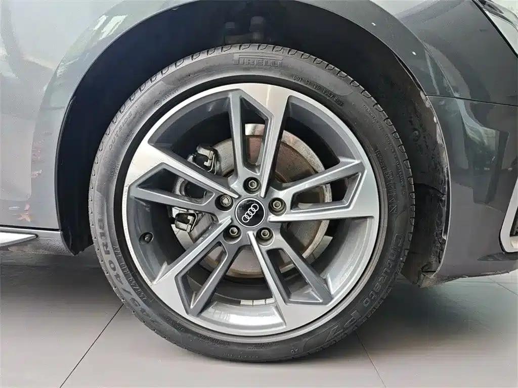 Audi A4L 2022 40 TFSI Fashion Dynamic Edition — миниатюра 14