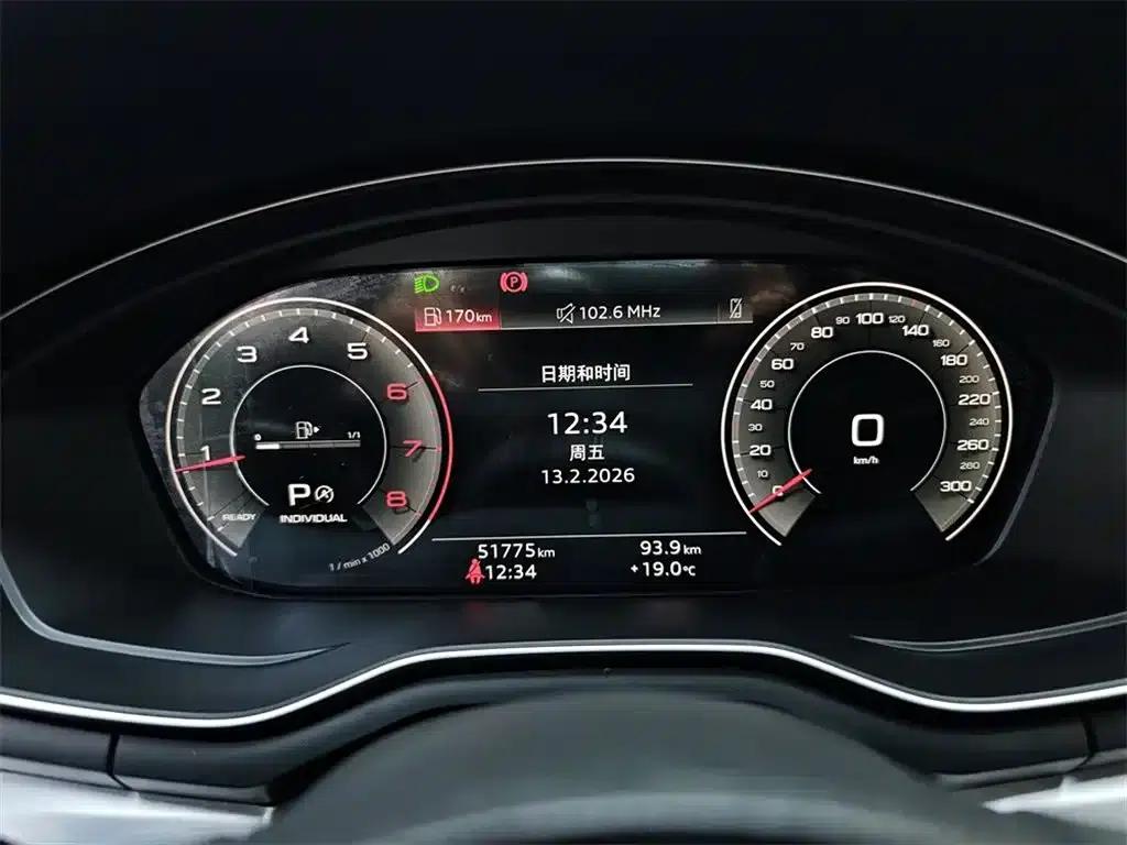 Audi A4L 2022 40 TFSI Fashion Dynamic Edition — миниатюра 10