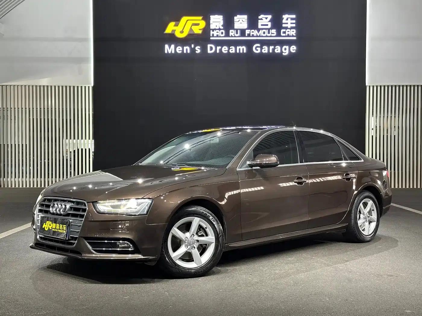 Audi A4L 2015 35 TFSI Automatic Standard Edition — миниатюра 1