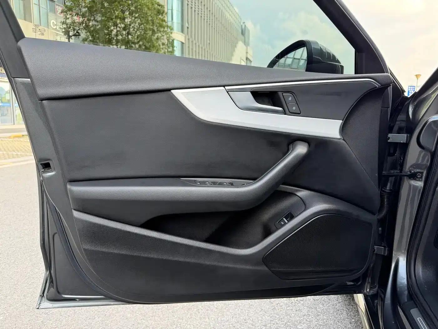 Audi A4L 2020 40 TFSI Luxury Dynamic — миниатюра 5
