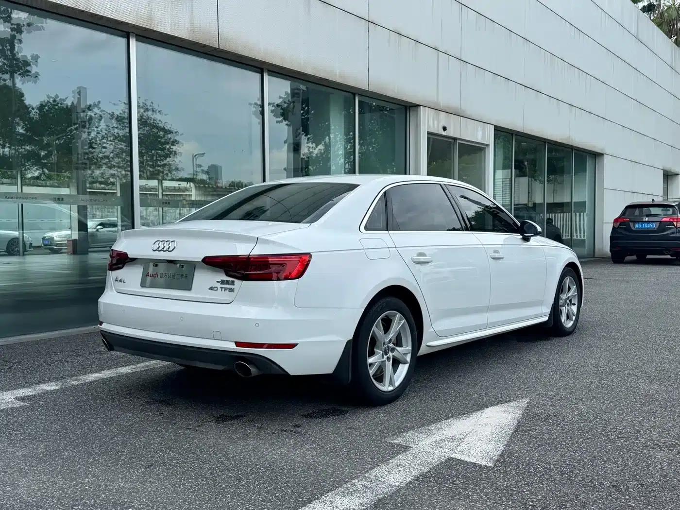 Audi A4L 2017 40 TFSI Progressive — миниатюра 5