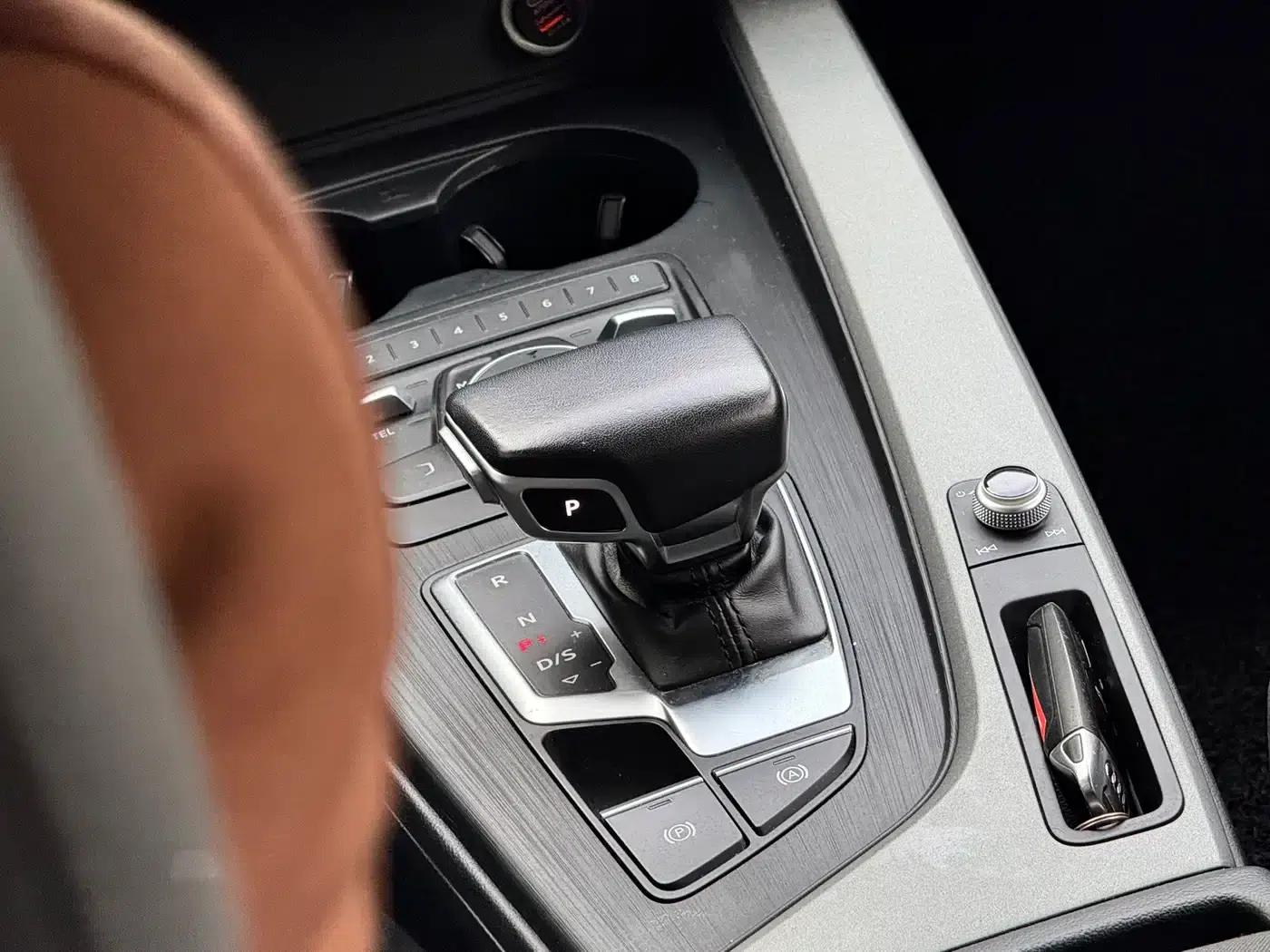 Audi A4L 2017 40 TFSI Progressive — миниатюра 9