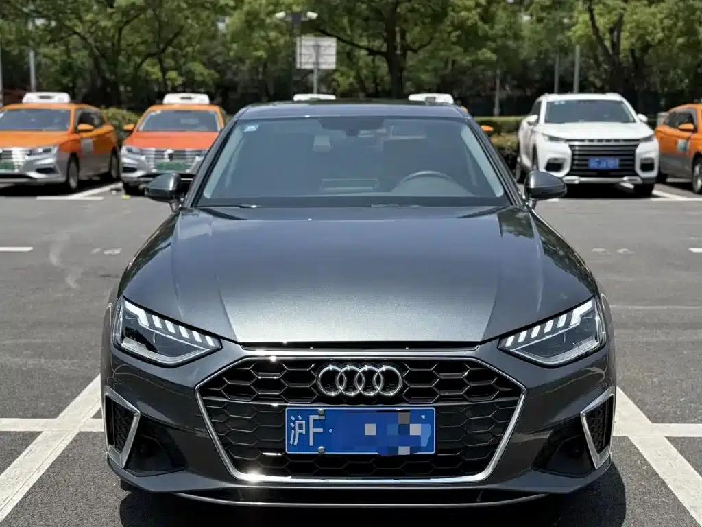 Audi A4L 2020 40 TFSI Fashion Dynamic Edition — миниатюра 2