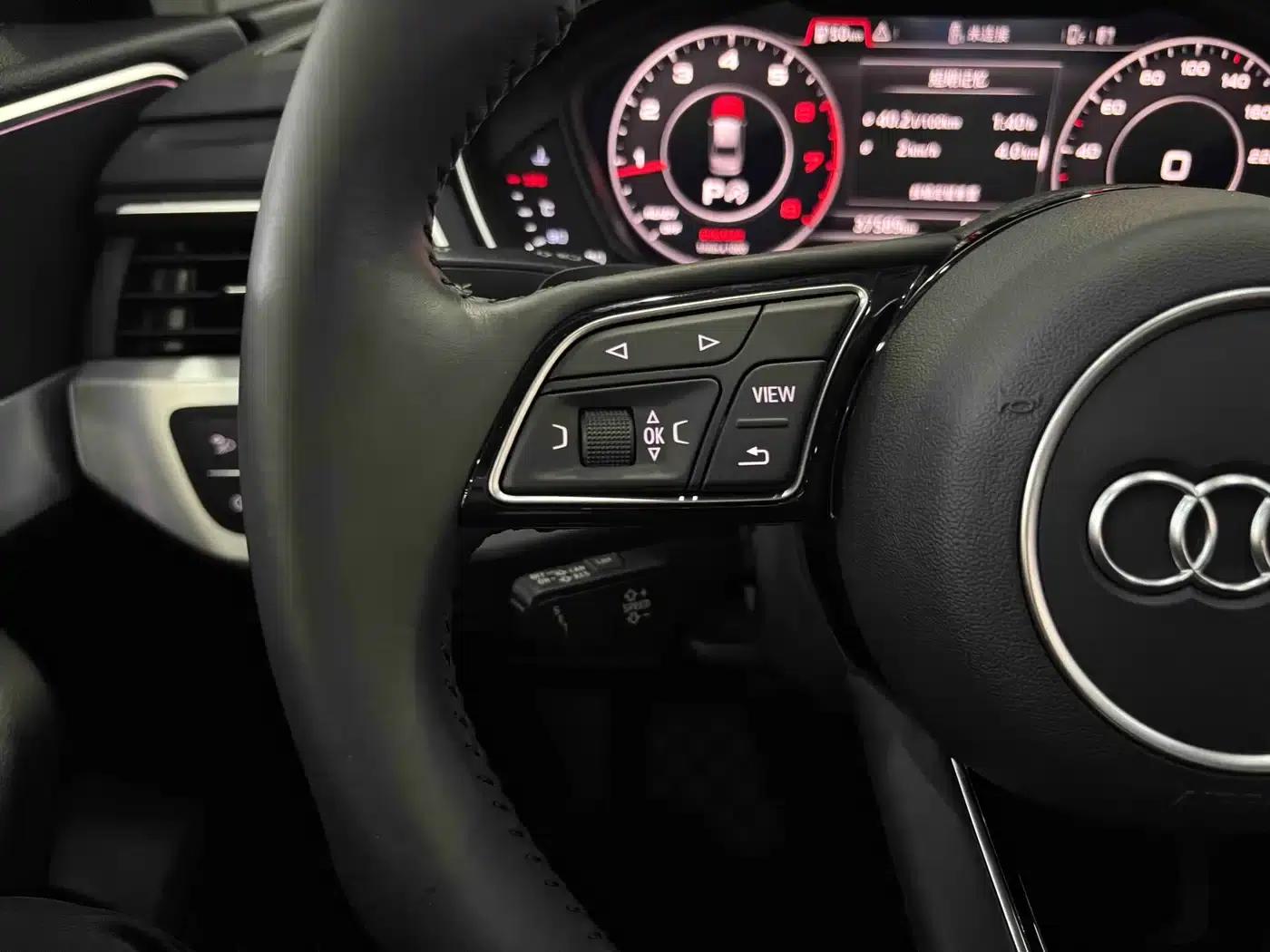 Audi A4L 2018 30th Anniversary Edition 40 TFSI Sport — миниатюра 16