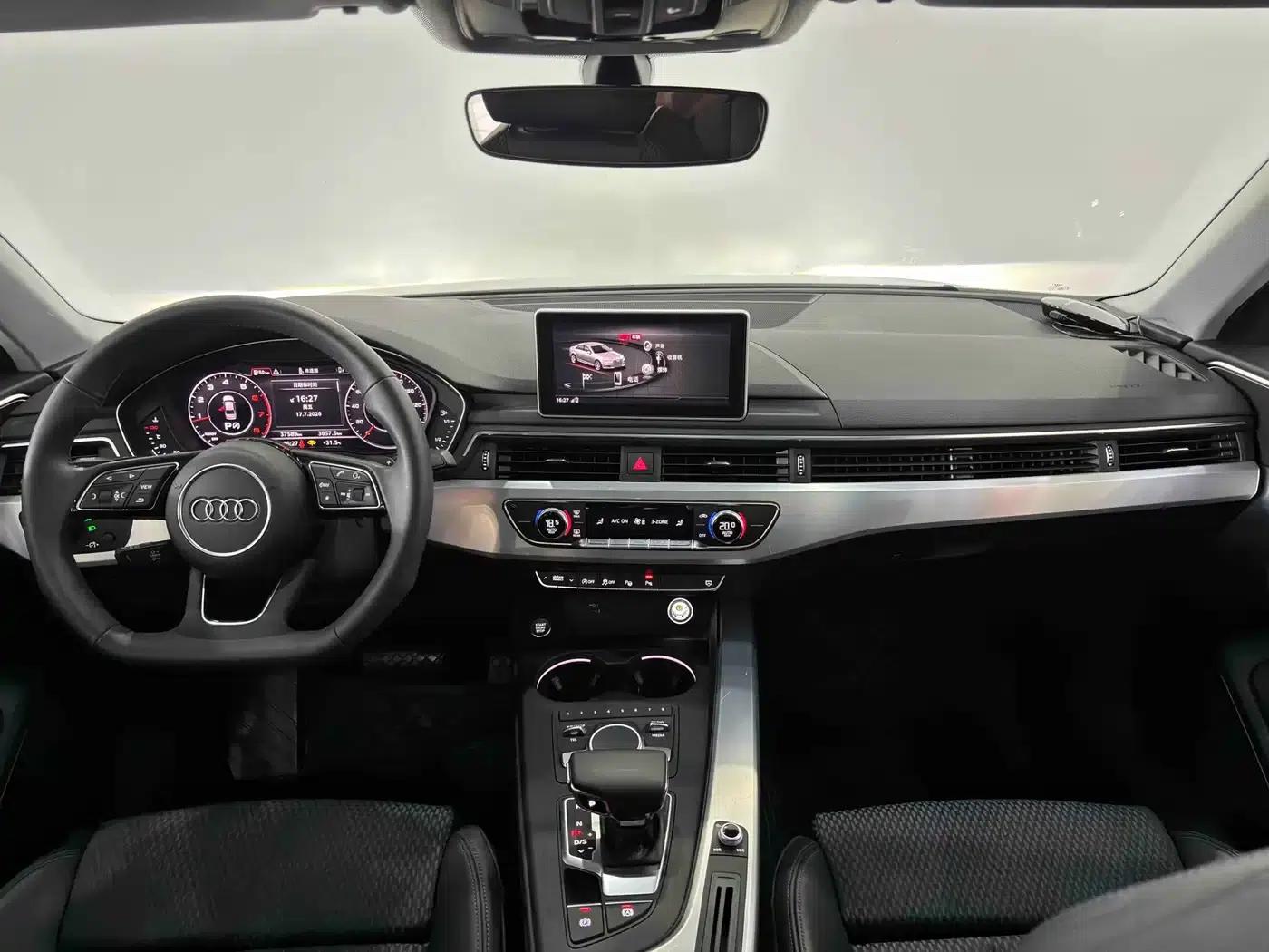 Audi A4L 2018 30th Anniversary Edition 40 TFSI Sport — миниатюра 23