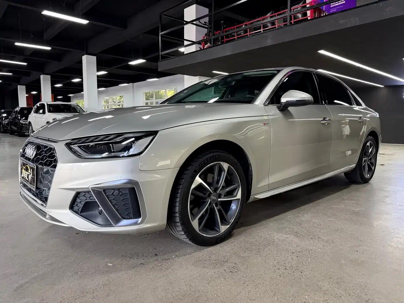 Audi A4L 2020 40 TFSI Fashion Dynamic Edition — миниатюра 1