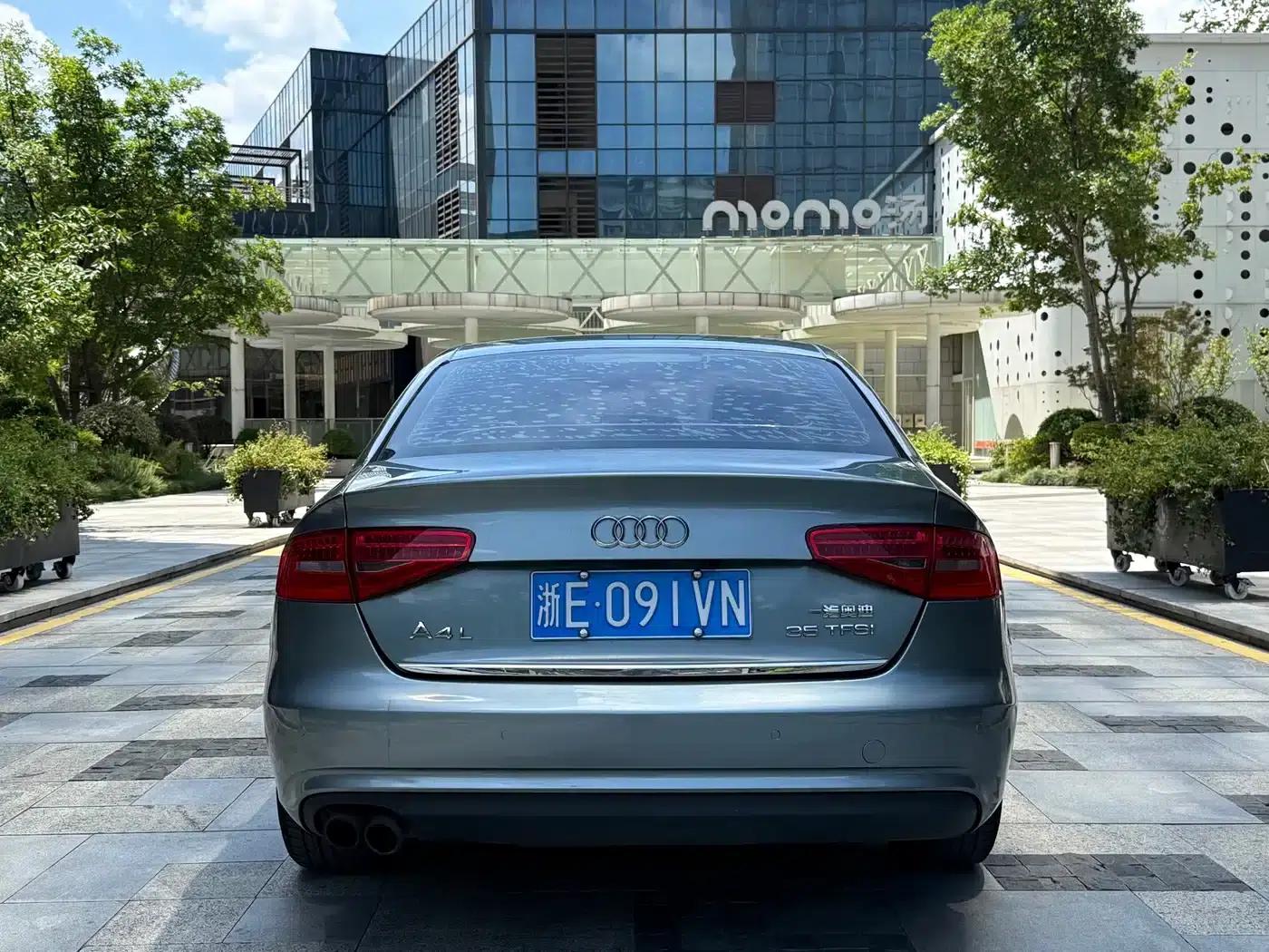 Audi A4L 2015 35 TFSI Automatic Standard Edition — миниатюра 5