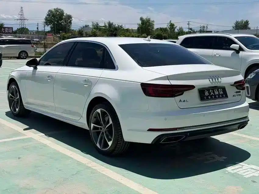 Audi A4L 2019 40 TFSI Progressive (China VI Emission Standard) — миниатюра 20