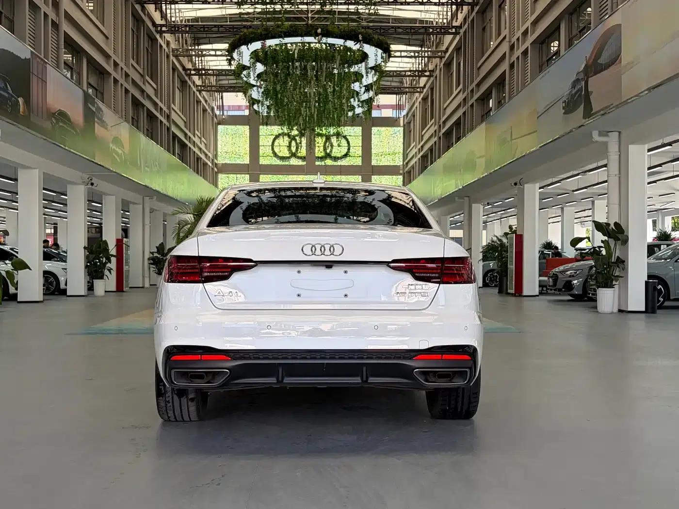Audi A4L 2023 40 TFSI Luxury Dynamic — миниатюра 4