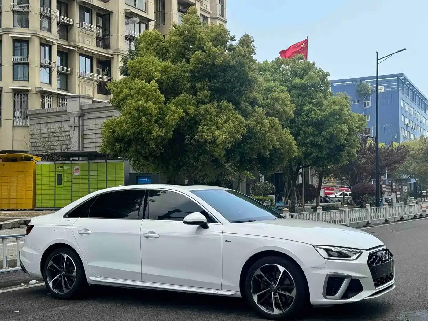 Audi A4L 2020 40 TFSI Fashion Dynamic Edition — миниатюра 3