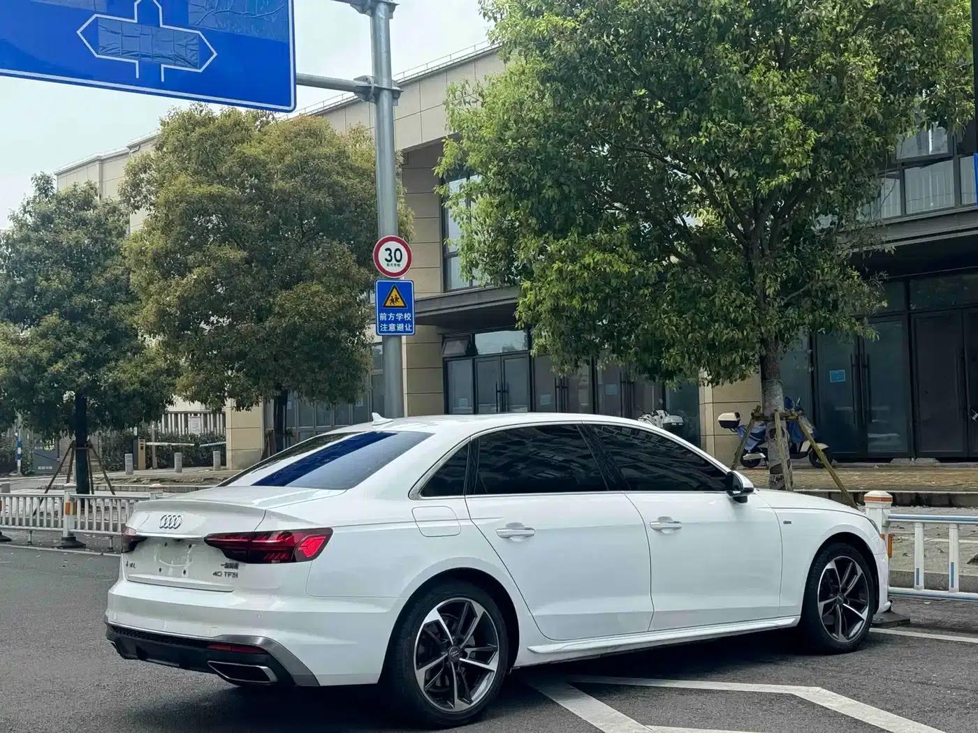 Audi A4L 2020 40 TFSI Fashion Dynamic Edition — миниатюра 4