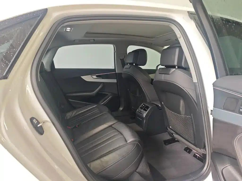 Audi A4L 2023 40 TFSI Luxury Dynamic — миниатюра 6