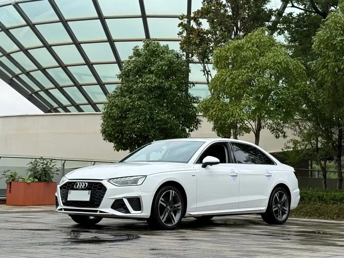 Audi A4L 2020 40 TFSI Luxury Dynamic — миниатюра 1