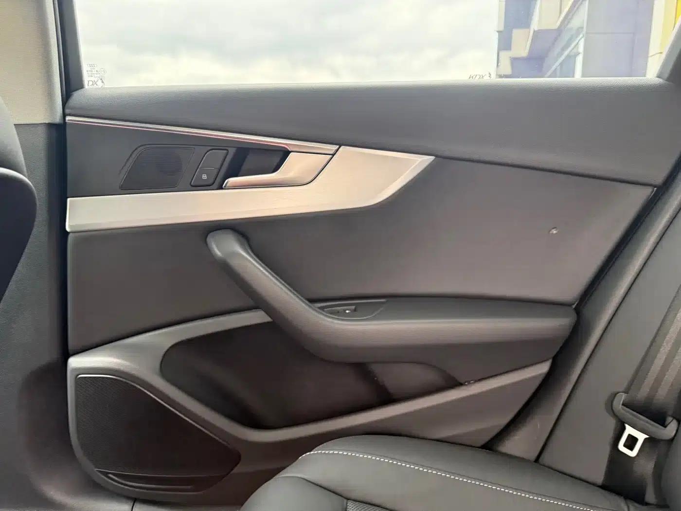 Audi A4L 2020 40 TFSI Luxury Dynamic — миниатюра 32