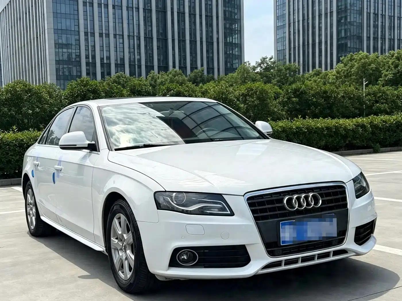 Audi A4L 2012 1.8 TFSI Automatic Comfort — миниатюра 3