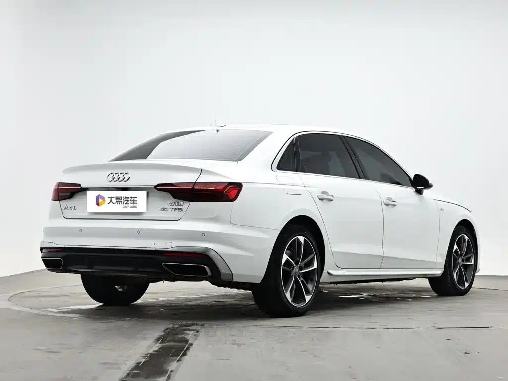 Audi A4L 2022 40 TFSI Fashion Dynamic Edition — миниатюра 3