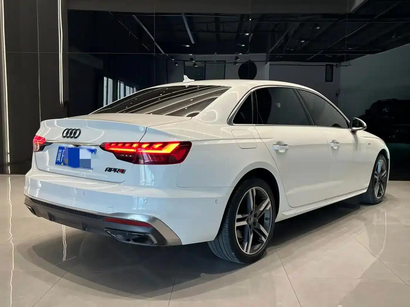 Audi A4L 2020 40 TFSI Fashion Dynamic Edition — миниатюра 5