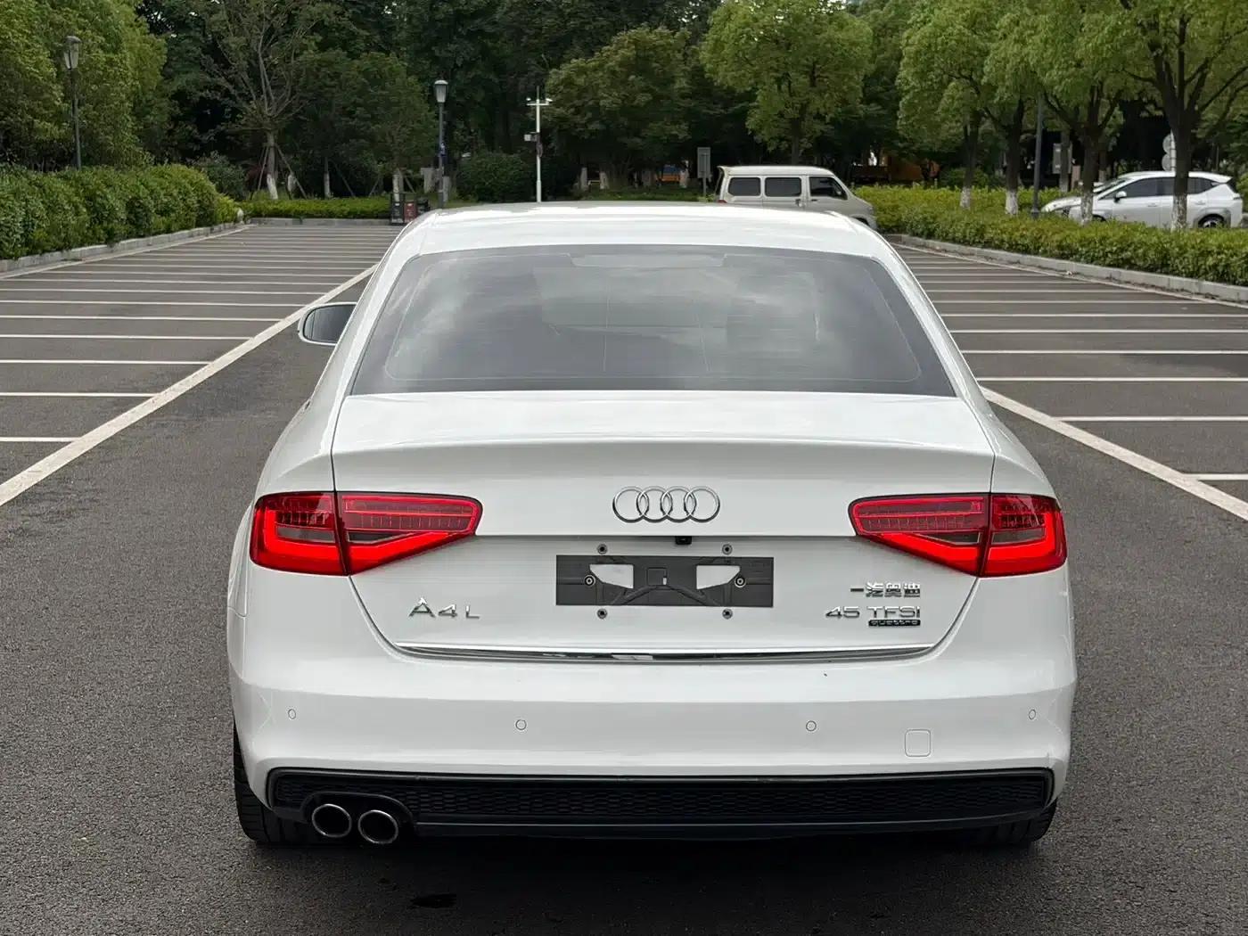 Audi A4L 2016 45 TFSI Classic Edition quattro Sport — миниатюра 12
