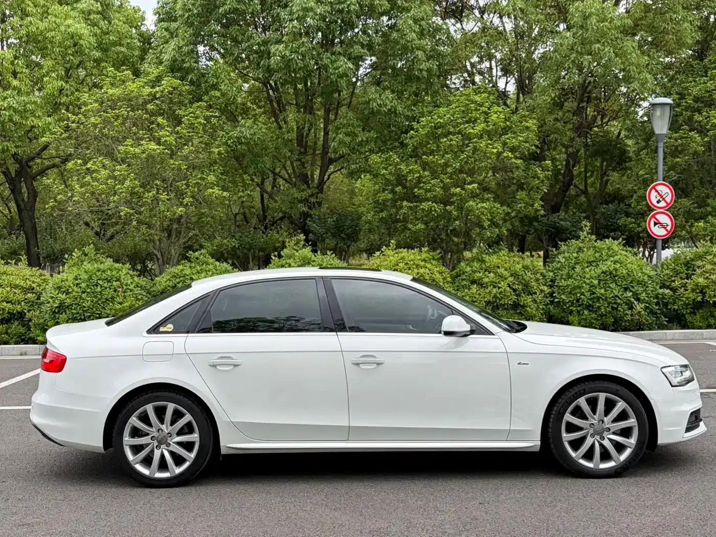 Audi A4L 2016 45 TFSI Classic Edition quattro Sport — миниатюра 4