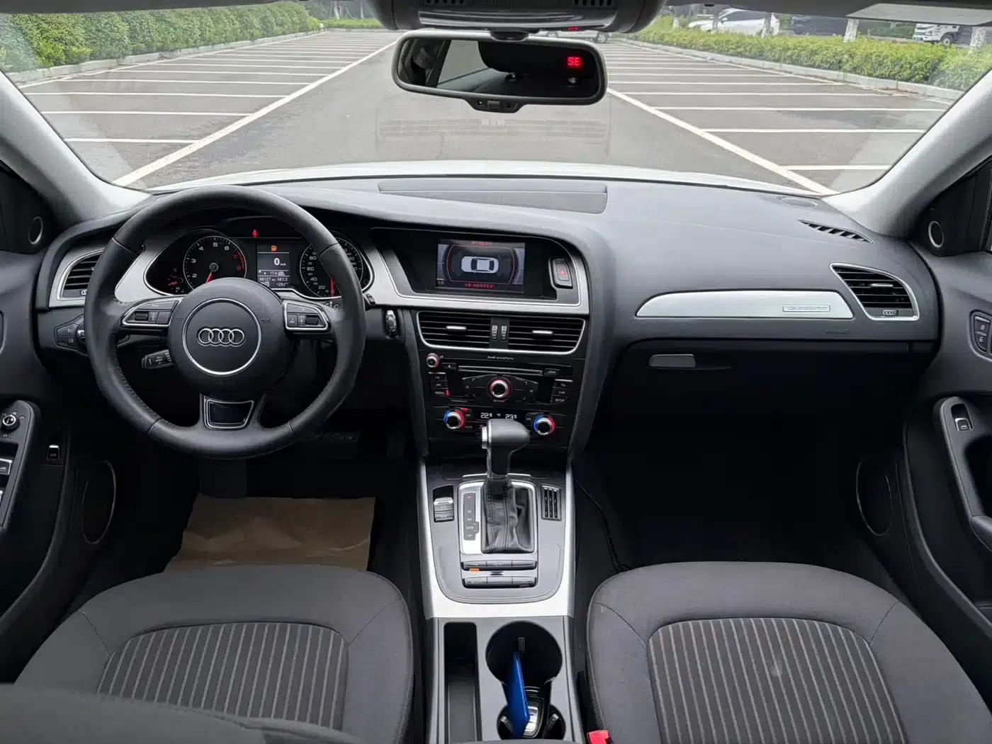 Audi A4L 2016 45 TFSI Classic Edition quattro Sport — миниатюра 6