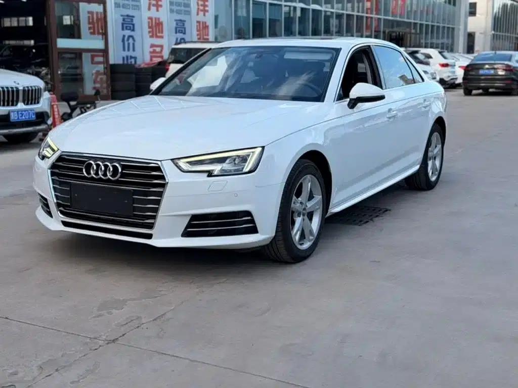 Audi A4L 2017 Plus 40 TFSI Fashion Edition — миниатюра 3