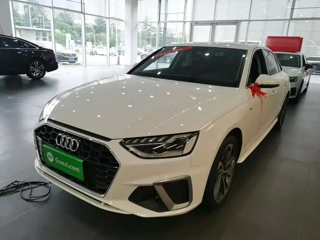 Audi A4L 2020 40 TFSI Fashion Dynamic Edition — миниатюра 2