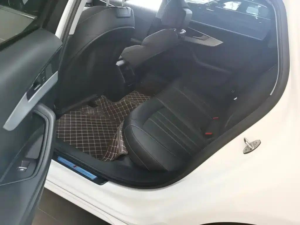 Audi A4L 2020 40 TFSI Fashion Dynamic Edition — миниатюра 17