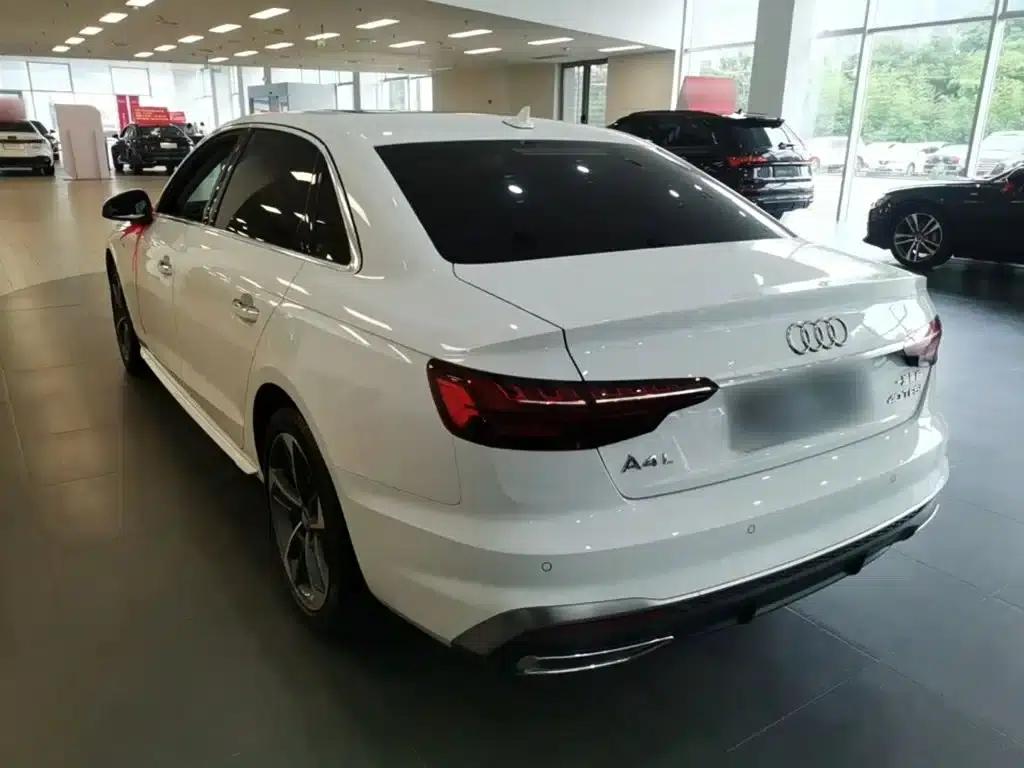 Audi A4L 2020 40 TFSI Fashion Dynamic Edition — миниатюра 5