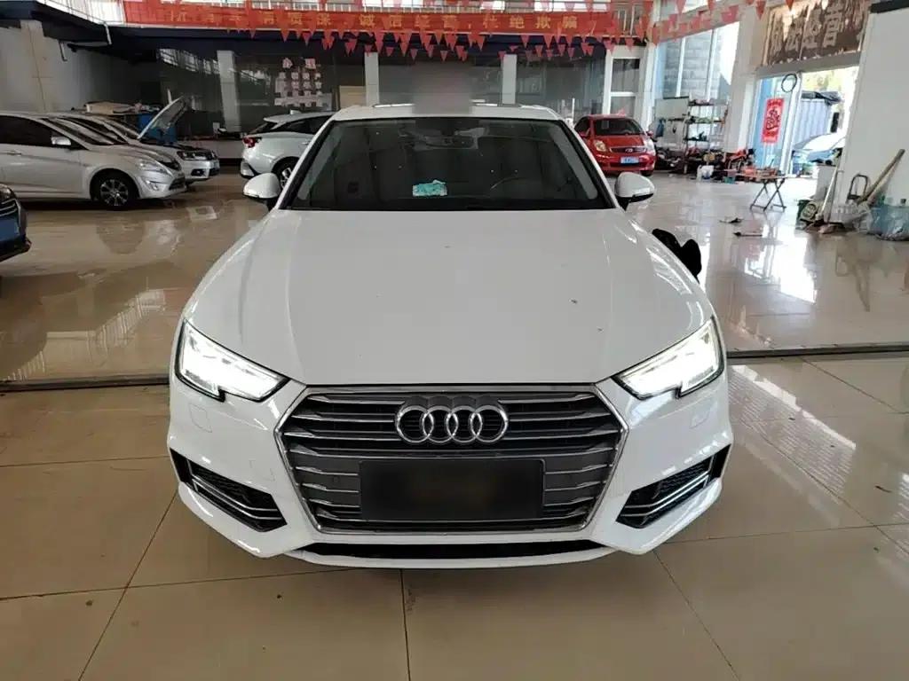 Audi A4L 2018 30th Anniversary Edition 40 TFSI Fashion Model — миниатюра 3