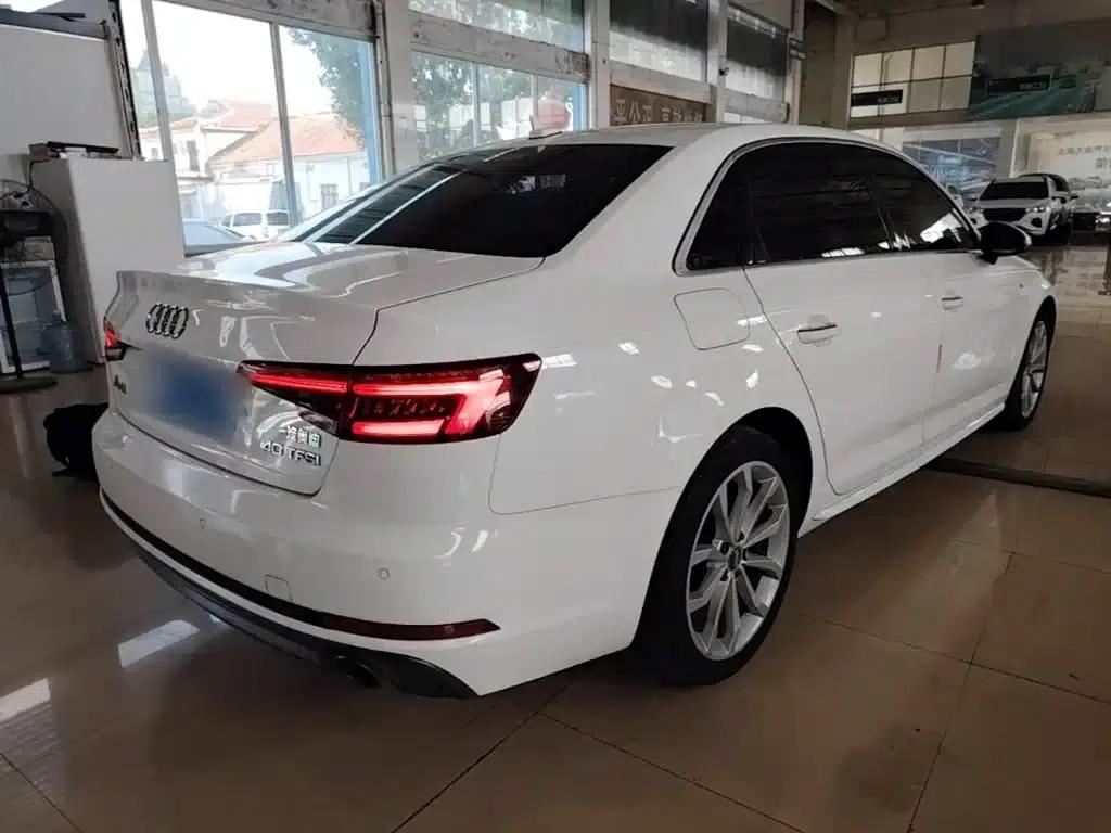 Audi A4L 2018 30th Anniversary Edition 40 TFSI Fashion Model — миниатюра 7