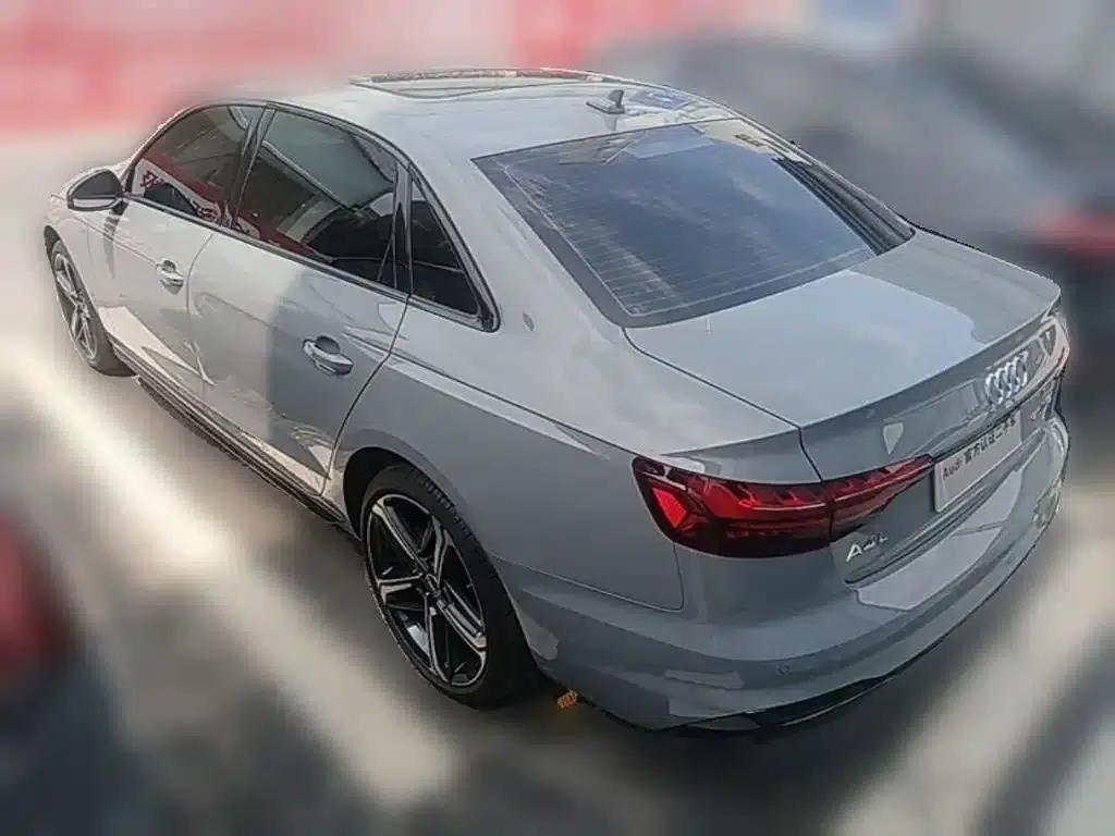 Audi A4L 2025 2 Million Unit Enjoyment Edition 40 TFSI Luxury Dynamic Model — миниатюра 9