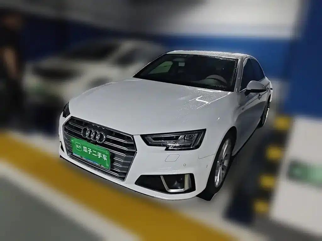 Audi A4L 2019 40 TFSI Fashion Edition (National V Emission Standard) — миниатюра 1