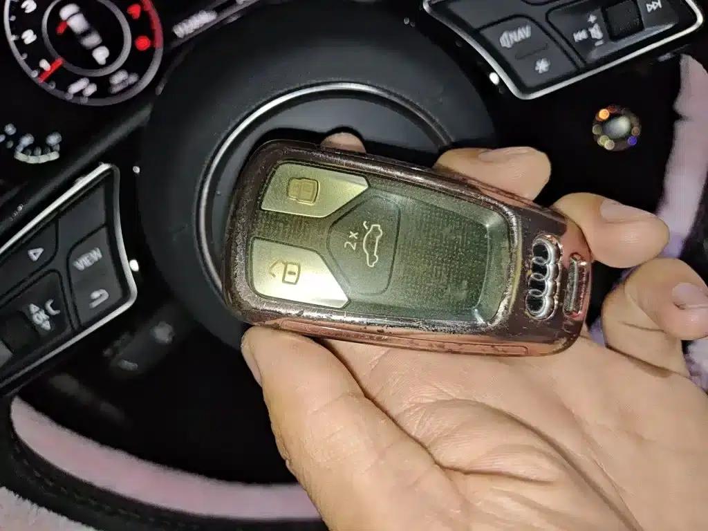Audi A4L 2019 40 TFSI Fashion Edition (National V Emission Standard) — миниатюра 12