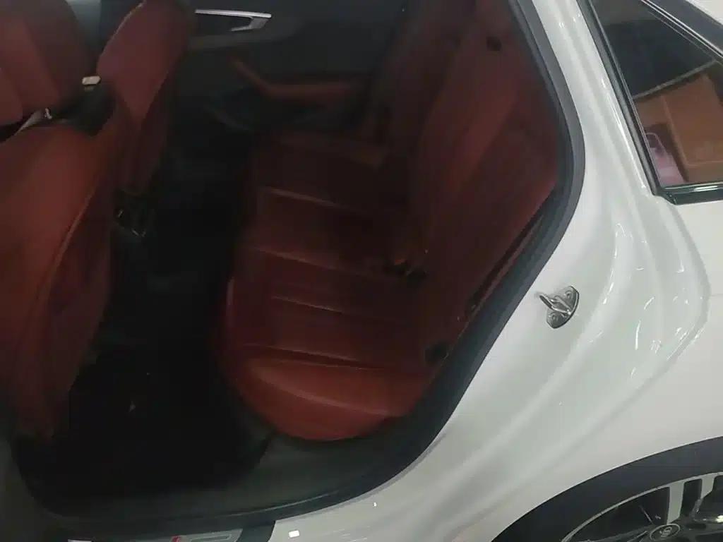 Audi A4L 2022 40 TFSI Luxury Dynamic — миниатюра 17