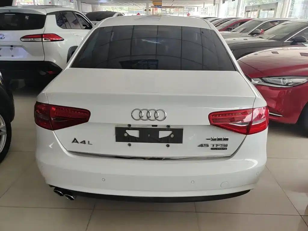 Audi A4L 2015 45 TFSI quattro Sport Edition — миниатюра 6