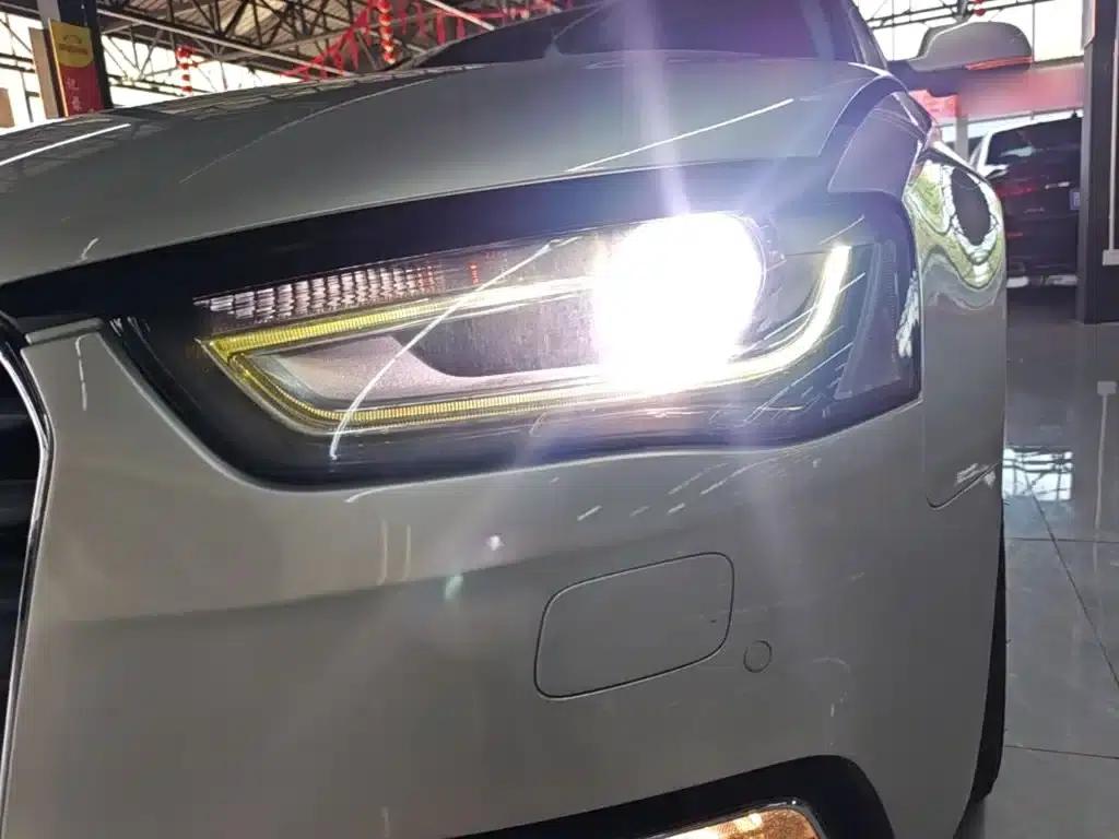 Audi A4L 2015 35 TFSI Automatic Standard Edition — миниатюра 24