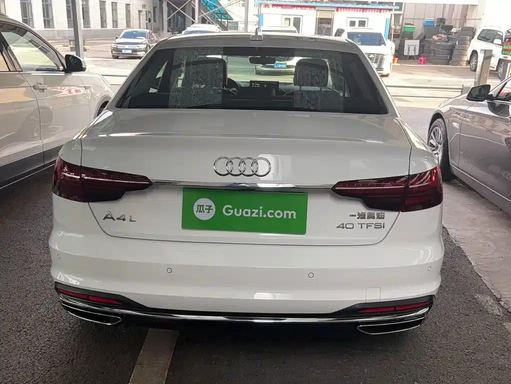 Audi A4L 2022 40 TFSI Luxury Elegance — миниатюра 9