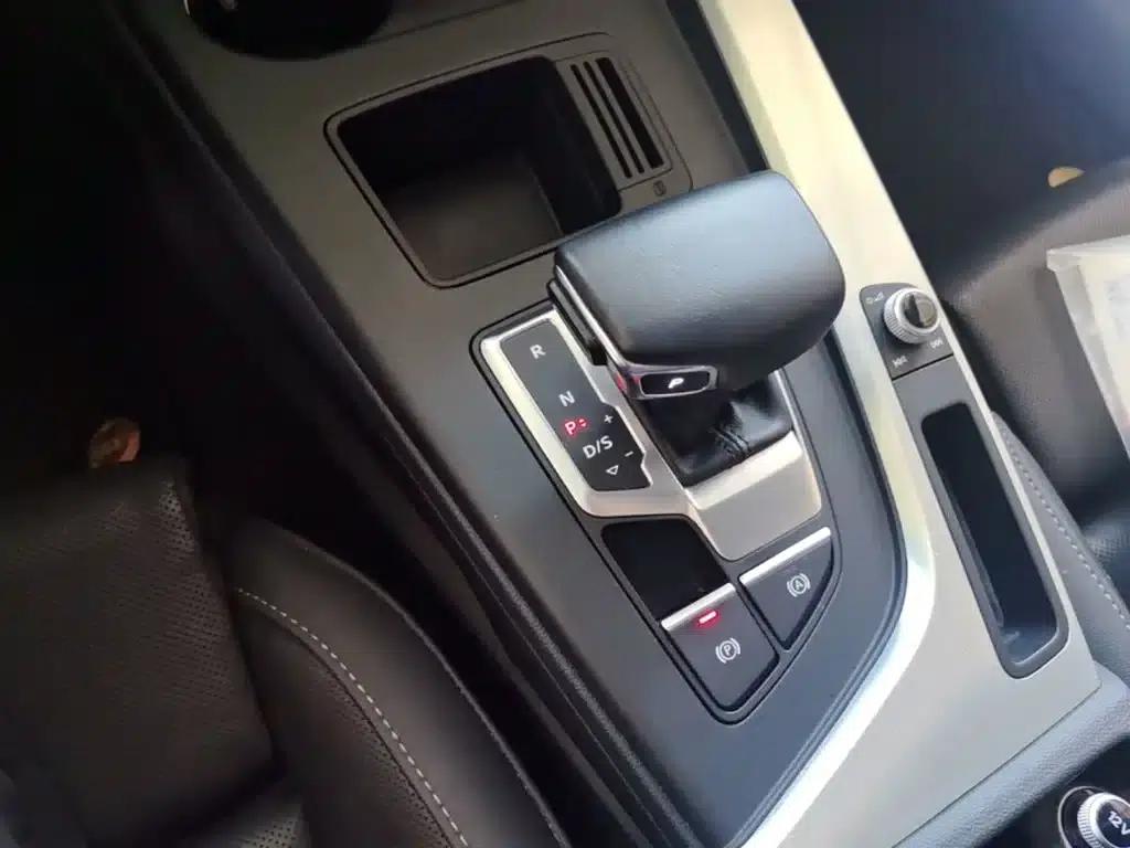 Audi A4L 2020 40 TFSI Luxury Dynamic — миниатюра 14